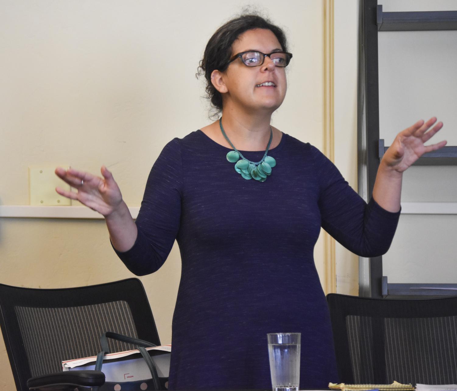 DACA Repeal Discussion
On September 15 during lunch in the Innovation Lab, San Jose-based
immigration lawyer and NDB alumna Jessica Jenkins, ‘99, lead an
information session on the repeal of DACA and a discussion of what the NDB community can do in response.