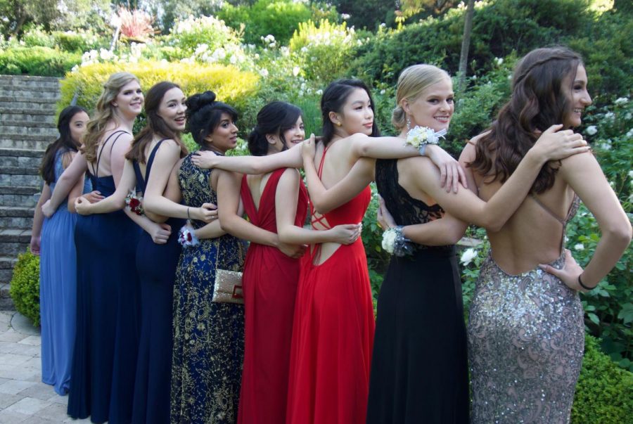 Several Mavericks have a photo shoot before going to prom.