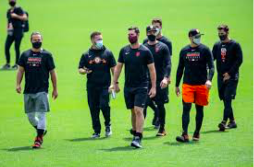 The San Francisco Giants following new MLB COVID-19 protocols. 