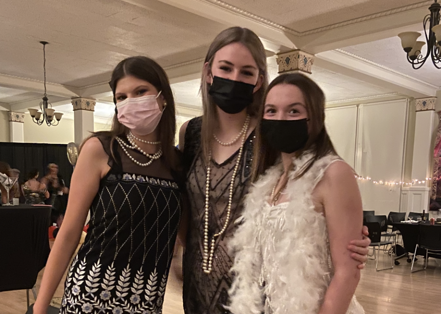 Mary Courtney Templeton (left), Coco Meercamp and Sienna Loar enjoy the Gatsby Ball festivities hosted in NDB’s dining room.