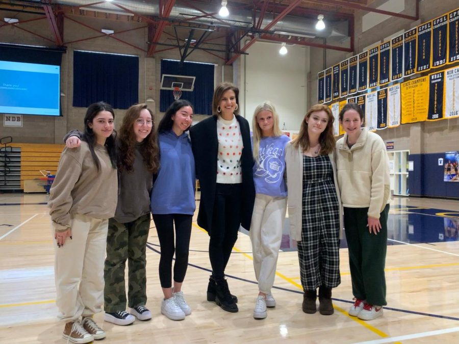 NDBs guest speaker Anna Counselman meets with students after her presentation.