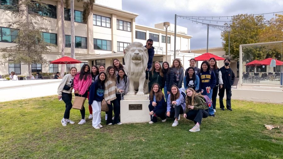 InterSession: Students explore LA colleges and theme parks
