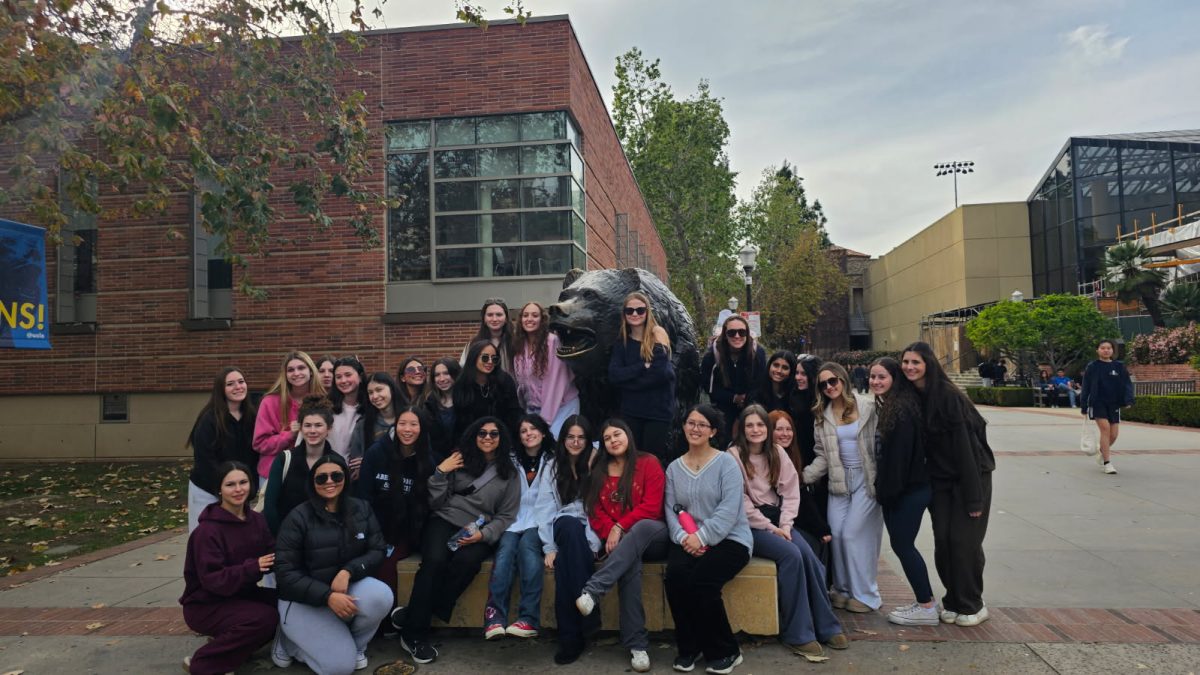 Over InterSession, sophomores and juniors were given the opportunity to tour a variety of universities in Southern California, broadening their perspectives and providing new insights. 